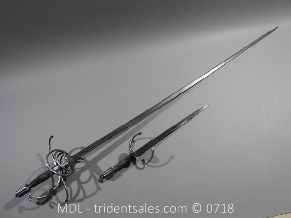 Italian Swept Rapier and Ensuite Dagger