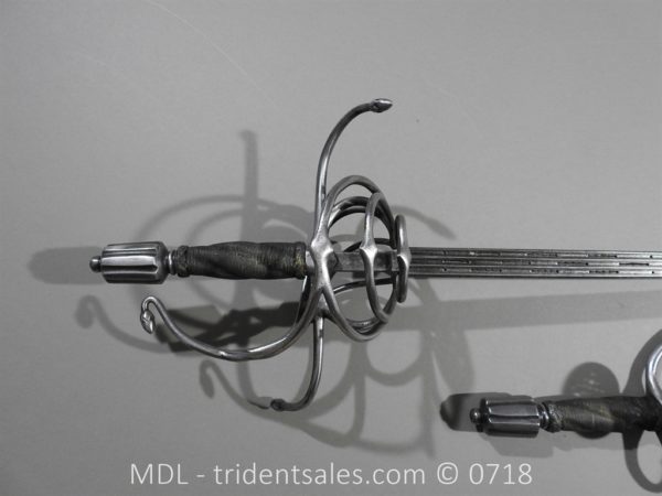 Italian Swept Rapier and Ensuite Dagger - Image 33
