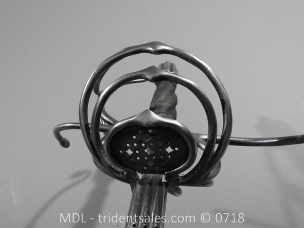 Italian Swept Rapier and Ensuite Dagger - Image 8