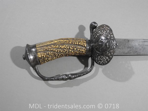 English Military Hanger c 1680 - Image 23