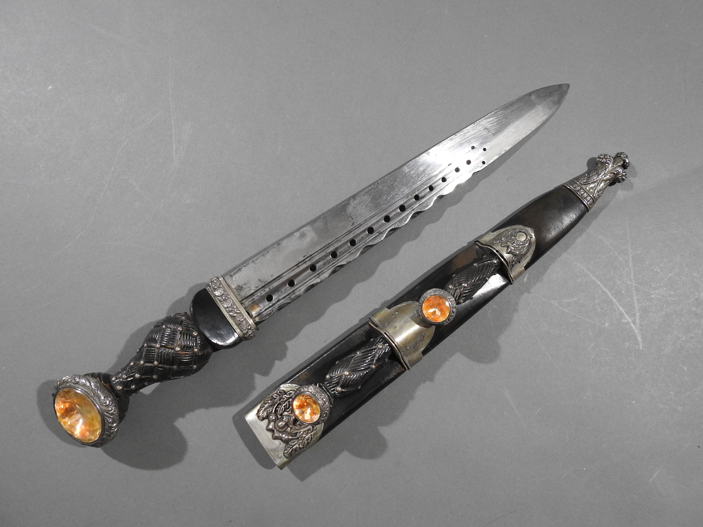 Victorian Royal Scots Officer's Dirk