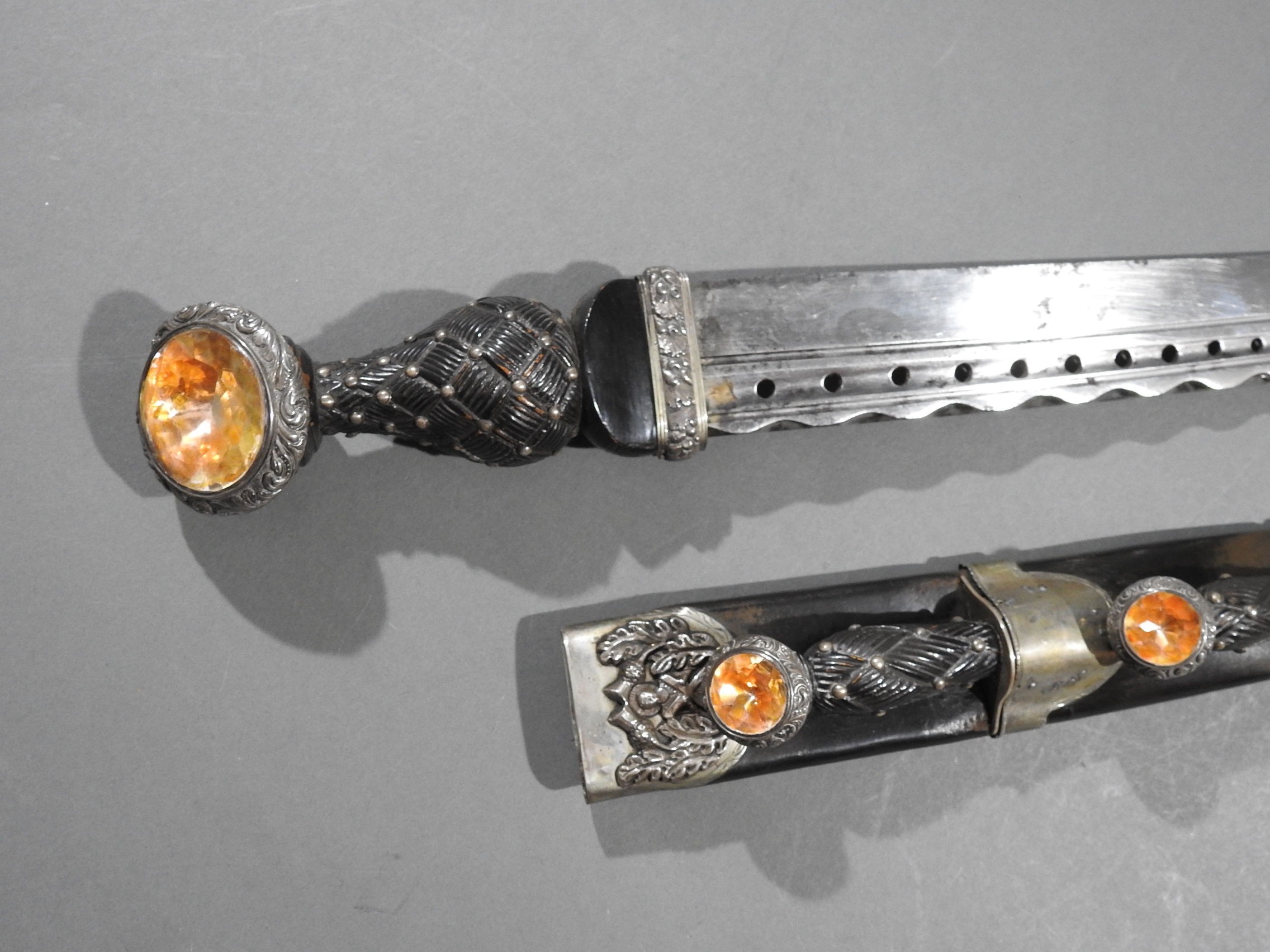Victorian Royal Scots Officer's Dirk - Image 3