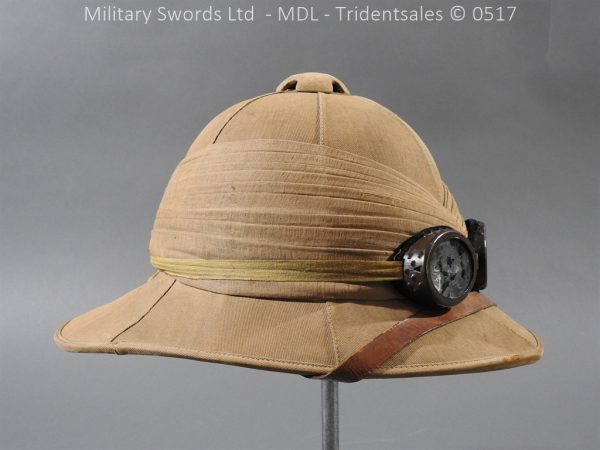 Warwickshire Yeomanry Wolseley Officer's Helmet - Image 13