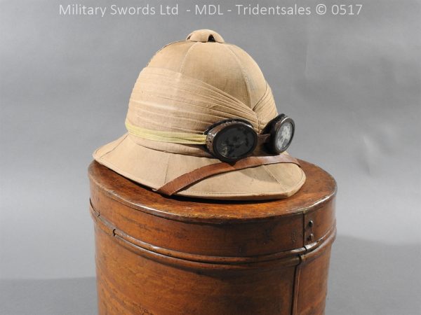 Warwickshire Yeomanry Wolseley Officer's Helmet - Image 3