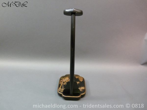 Japanese Black and Gold lacquer Sword Stand - Image 4