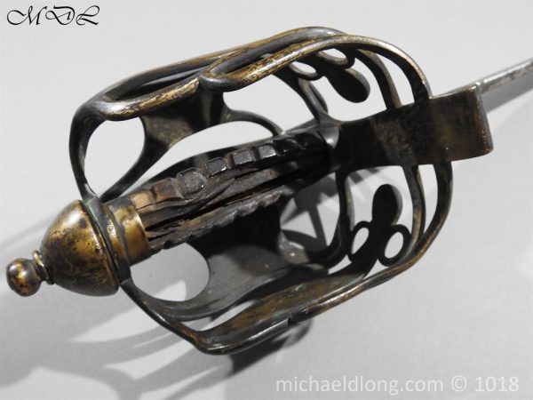 Scottish Brass Hilt Broadsword c 1790 - Image 9