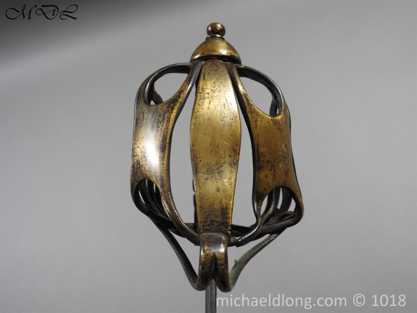 Scottish Brass Hilt Broadsword c 1790 - Image 11