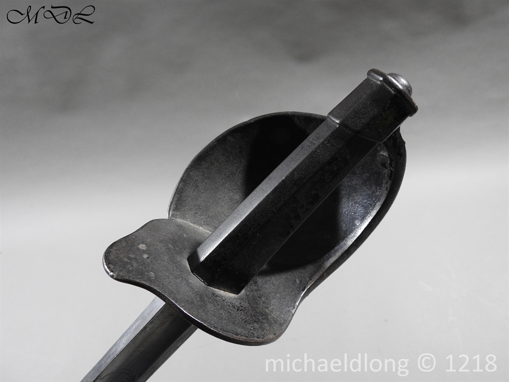 French 1833 pattern Naval Cutlass - Image 18