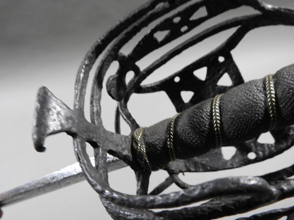 English 18th Century Basket Hilt Cavalry Sword - Image 7