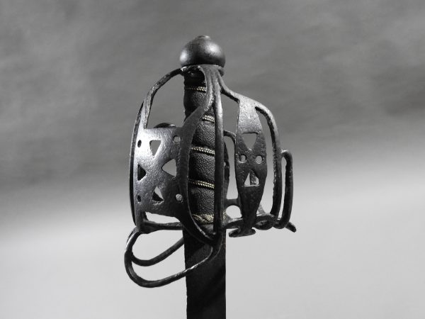 English 18th Century Basket Hilt Cavalry Sword - Image 3