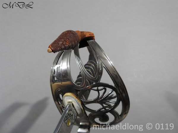 Welsh Guards WW1 Presentation Sword - Image 25