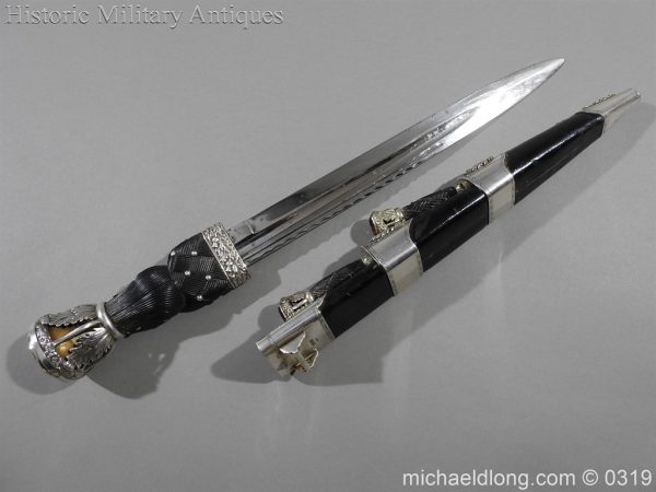Gordon Highlander Officer's Silver Mounted Dirk - Image 4