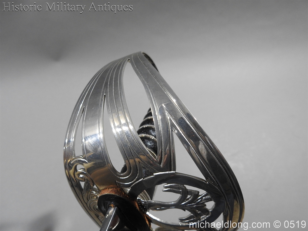 Welsh Guards Presentation Sword - Image 25