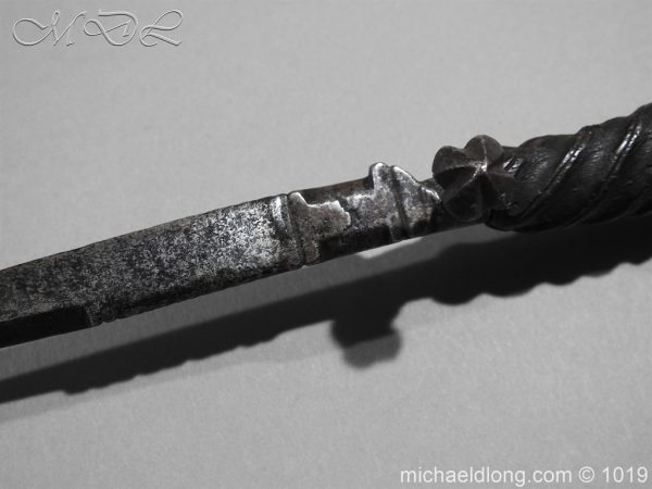 michaeldlong.com 4385 600x450 Italian Early 16th Century Dagger