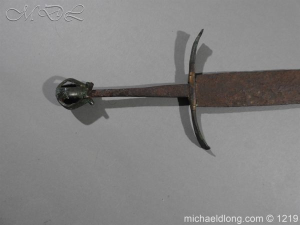 michaeldlong.com 5541 600x450 Left Hand Dagger 15th century