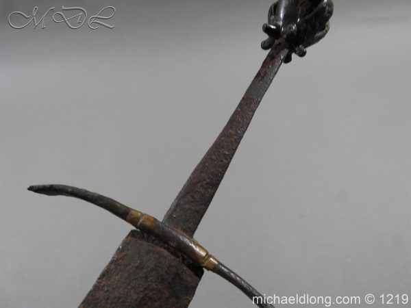 michaeldlong.com 5550 600x450 Left Hand Dagger 15th century