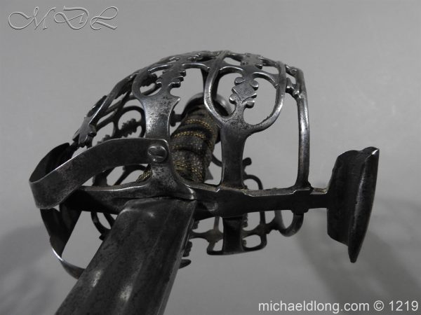 Scottish Officer's Sword Pinch of Snuff - Image 13