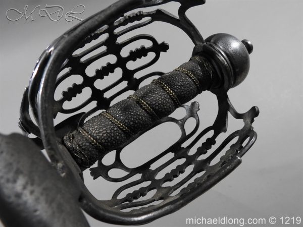 Scottish Officer's Sword Pinch of Snuff - Image 20