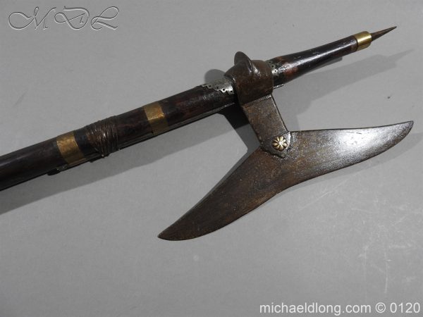 Bullova Indian Fighting Axe of the Chota Nagpur - Image 16