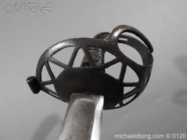 Heavy Houshold Cavalry Sword c 1810 - Image 11