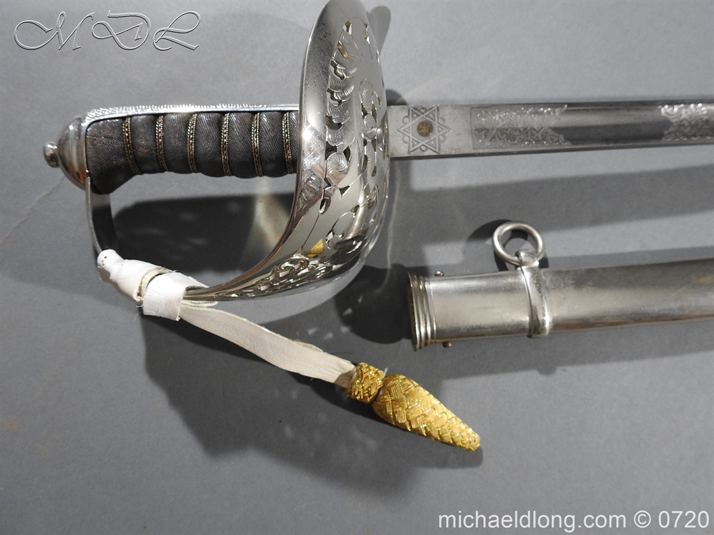 British Victorian 1897 Officers Sword - Image 2