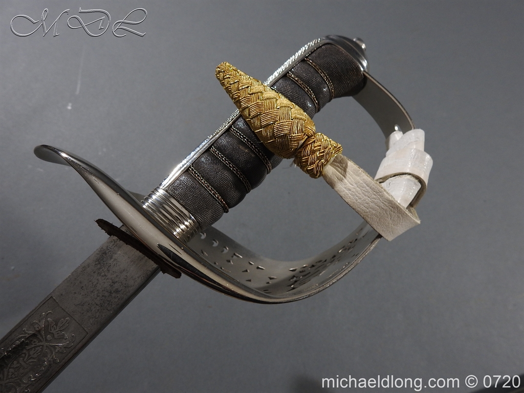 British Victorian 1897 Officers Sword - Image 23