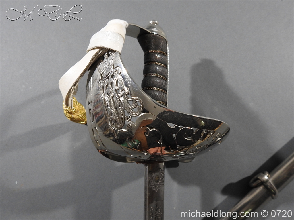 British Victorian 1897 Officers Sword - Image 28