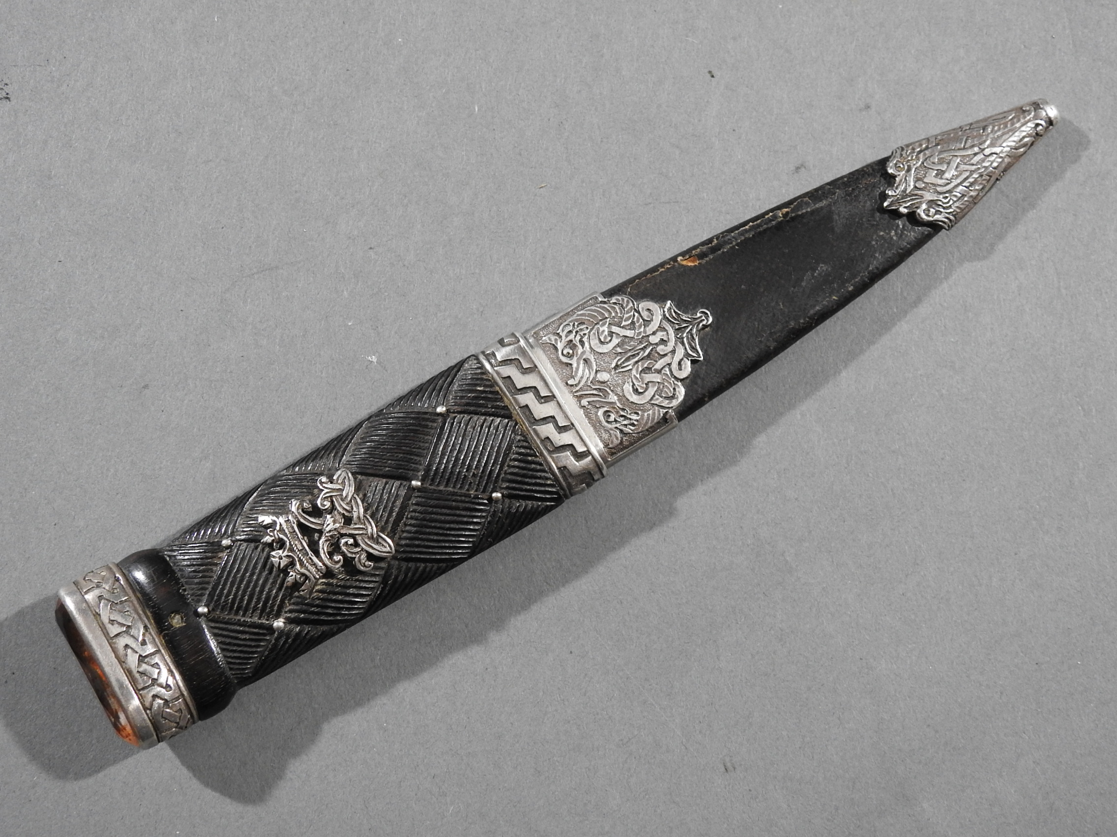 Argyll and Sutherland Highlanders Sgian Dubh - Image 17