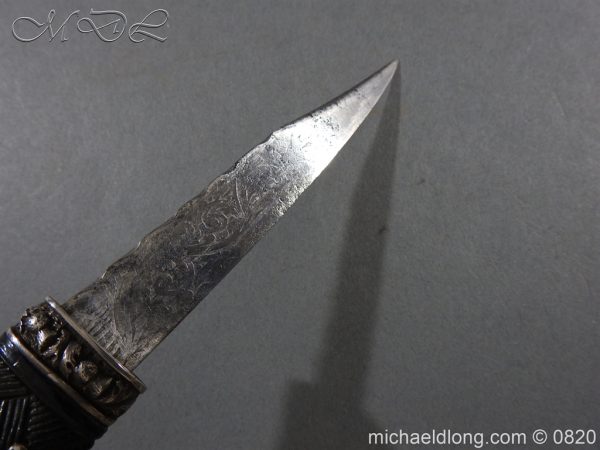Gordon Highlanders Sgian Dubh with Etched Blade - Image 7