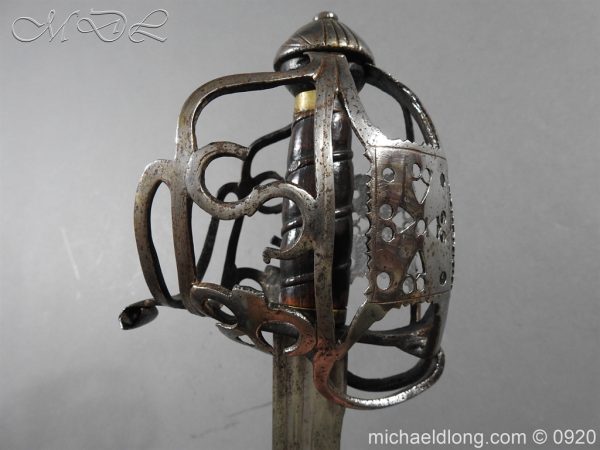 Scottish Infantry Officer's Back Sword c 1720 - Image 14