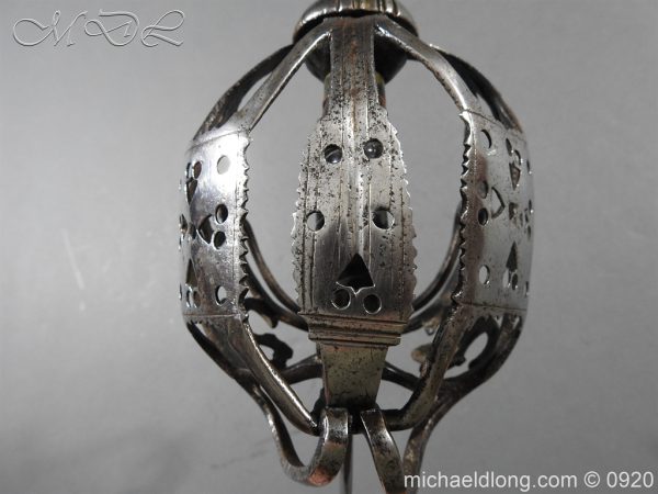 Scottish Infantry Officer's Back Sword c 1720 - Image 16