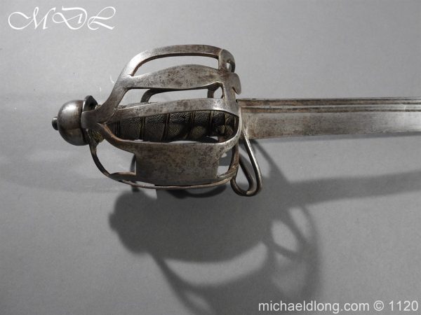 English Military 18th c Dragoon Sword - Image 2