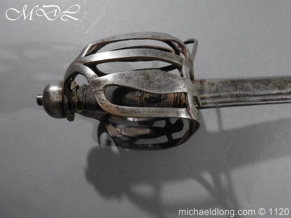 English Military 18th c Dragoon Sword - Image 18