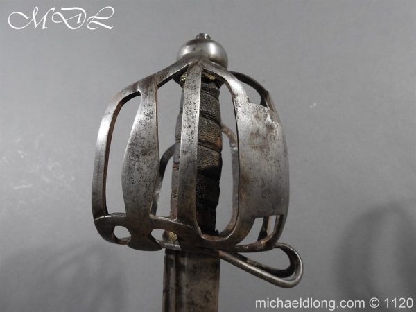 English Military 18th c Dragoon Sword - Image 7