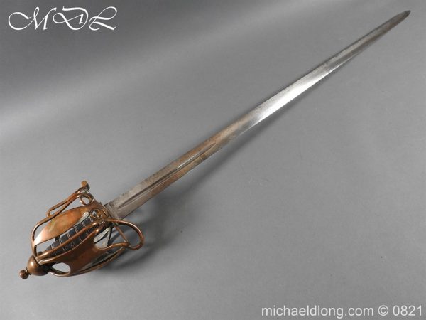 michaeldlong.com 21291 600x450 Scottish Officer's 1798 Pat Broad Sword