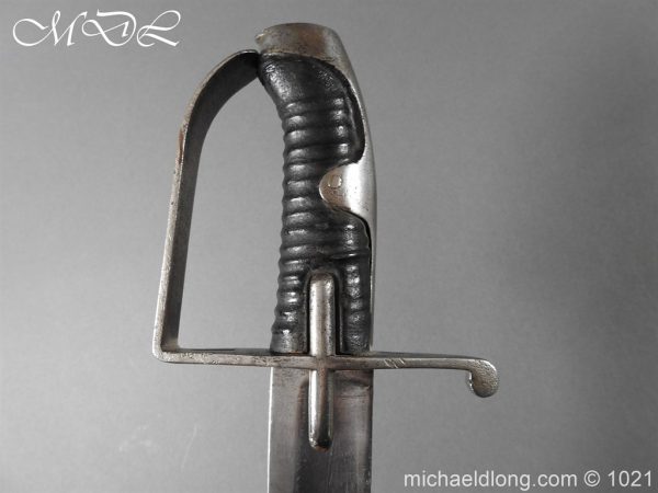 michaeldlong.com 22542 600x450 1788 British Trooper Light Cavalry Sword by Osbourne