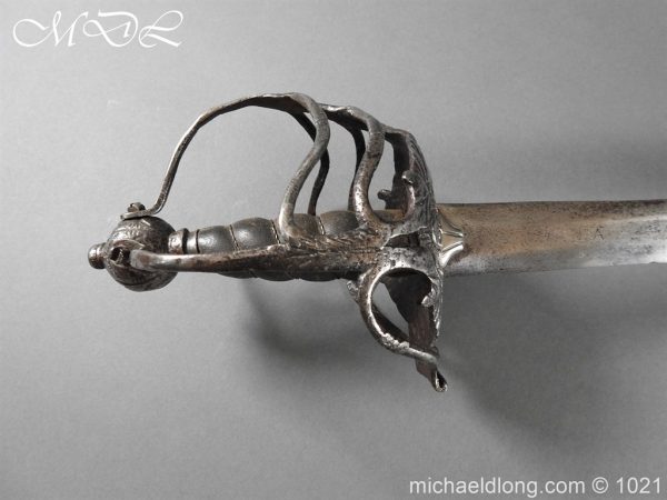 michaeldlong.com 22578 600x450 English 17th century Mortuary Sword