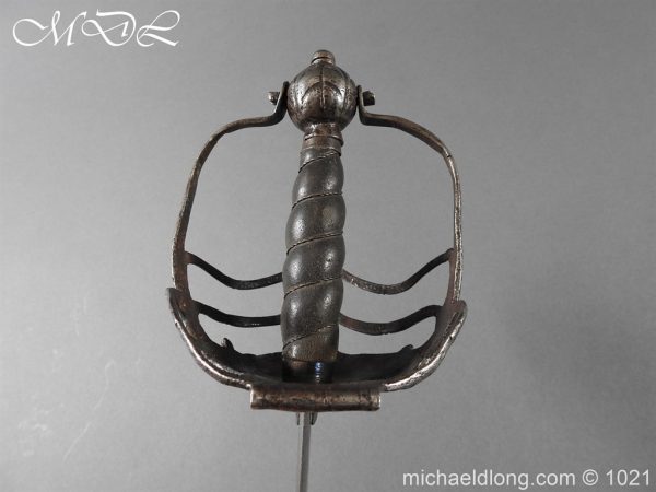 michaeldlong.com 22594 600x450 English 17th century Mortuary Sword