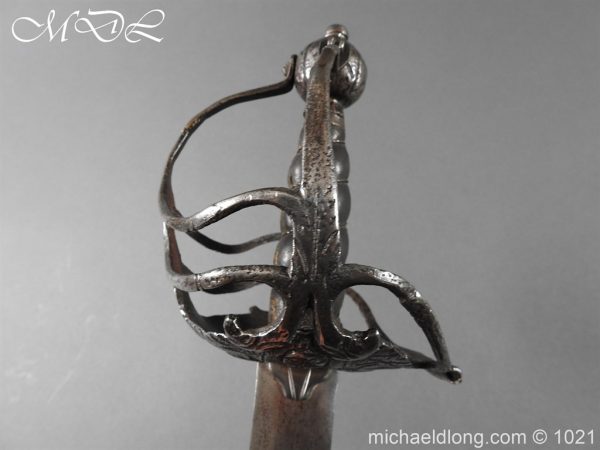 michaeldlong.com 22595 600x450 English 17th century Mortuary Sword