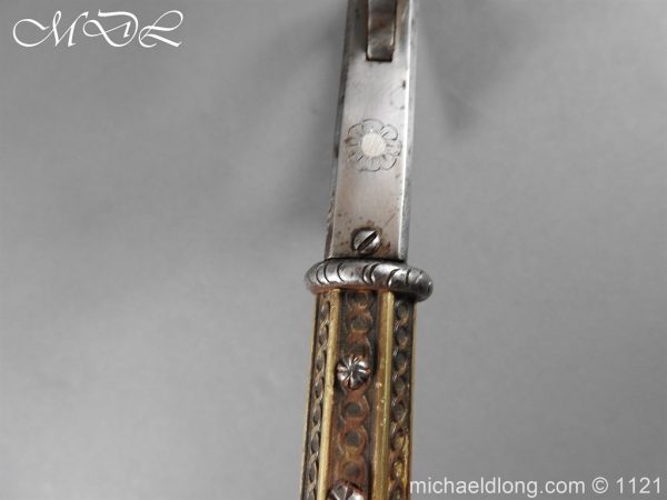michaeldlong.com 23253 600x450 Indian Combination Weapon Flintlock Axe and Dagger