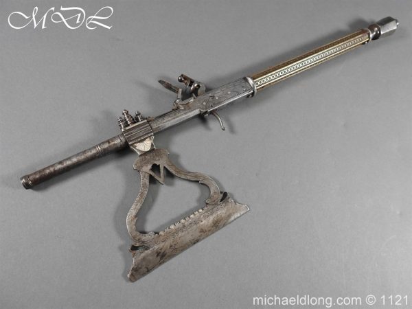 michaeldlong.com 23256 600x450 Indian Combination Weapon Flintlock Axe and Dagger
