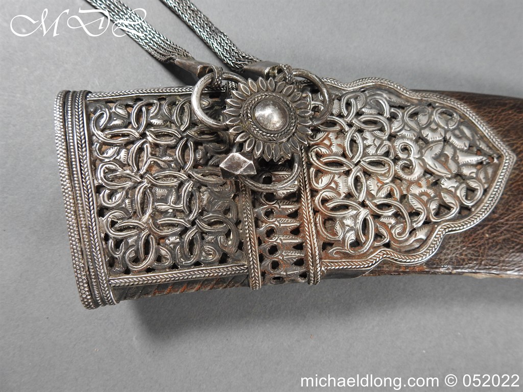 19th century Kukri or Khukuri with Silver Mounted Scabbard - Image 8