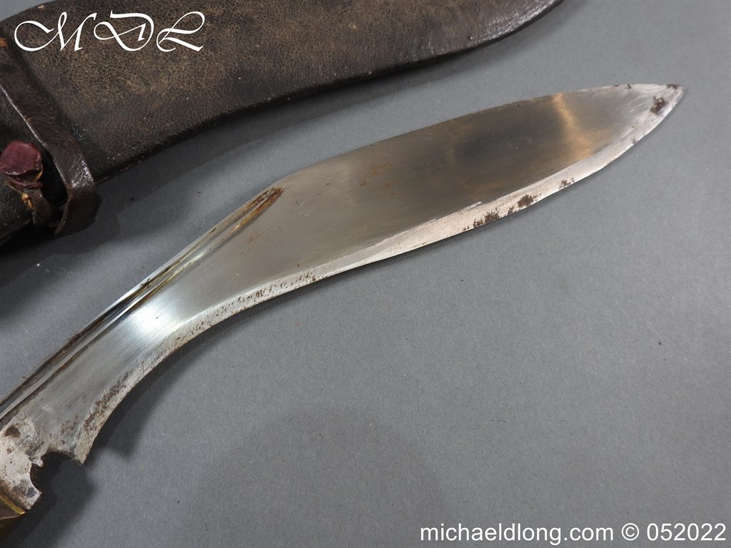 19th century Kukri or Khukuri Carved Hilt - Image 11