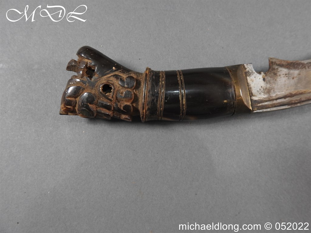 19th century Kukri or Khukuri Carved Hilt - Image 9
