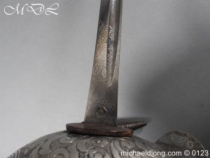 michaeldlong.com 3004422 300x225 British WW1 1912 The 15th Kings Hussars Officer’s Sword