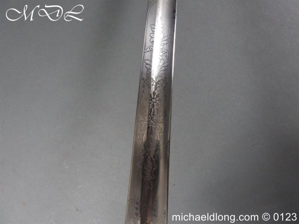 michaeldlong.com 3004640 600x450 Royal Artillery Short Sword 1821