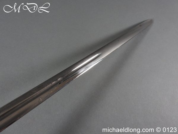 michaeldlong.com 3004911 600x450 Gordon Highlanders Edward 8th Cross Hilt Sword