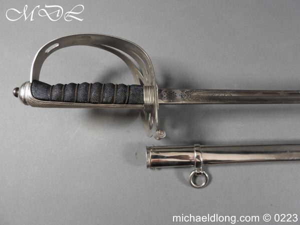 michaeldlong.com 3005338 600x450 Royal Military Welsh Guards Sandhurst Prize Sword