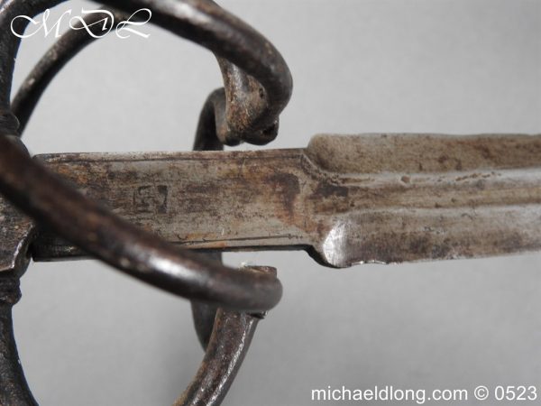 Swept Hilt Rapier c 1600 - Image 14