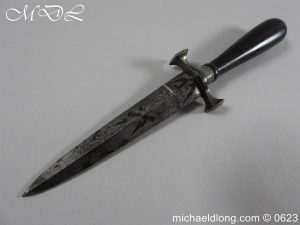 Continental Stiletto with Etched and Blue Blade